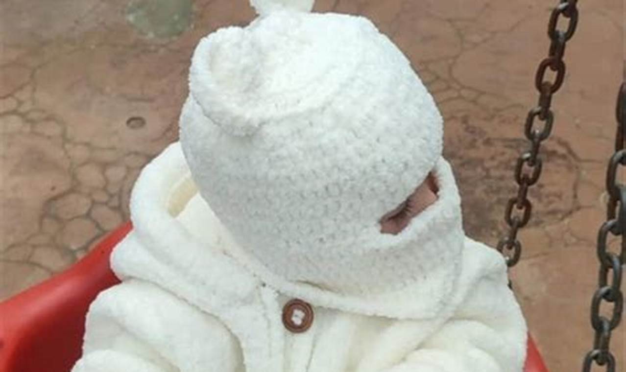 Keep Baby Warm: Best Baby Ski Masks for Winter Fun Baby Care 101: Essential Tips for Happy, Healthy Babies Keep Baby Warm: Best Baby Ski Masks for Winter Fun | Baby Care 101: Essential Tips for Happy, Healthy Babies